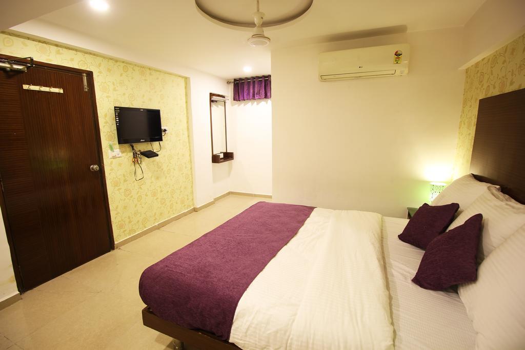 Hotel O Keshav Ahmedabad Exterior photo