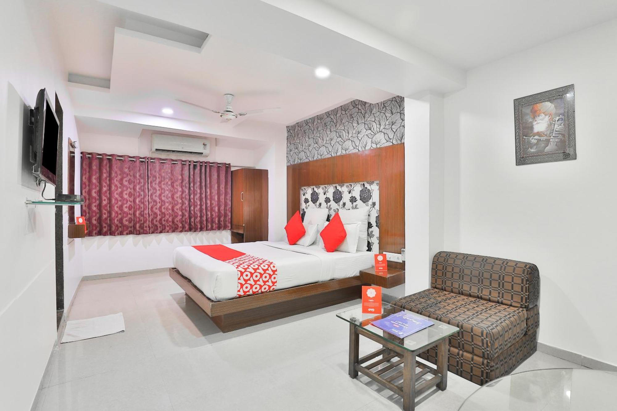 Hotel O Keshav Ahmedabad Exterior photo