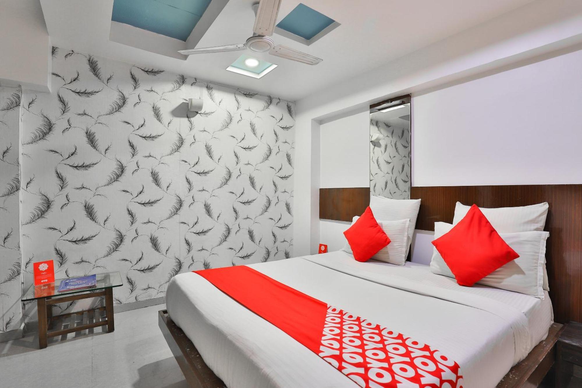 Hotel O Keshav Ahmedabad Exterior photo