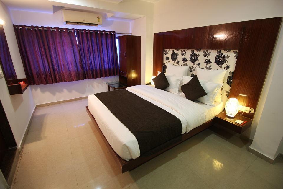 Hotel O Keshav Ahmedabad Exterior photo